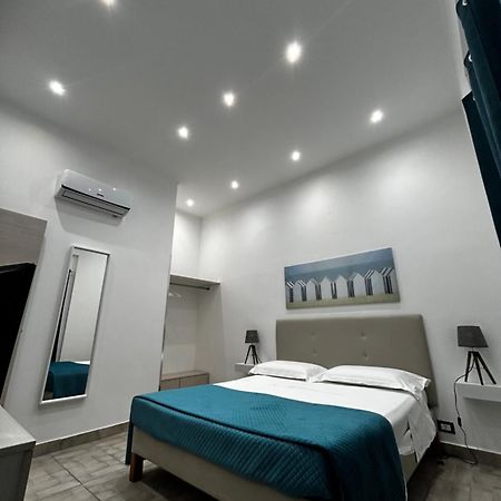 גיארדיני נאקסוס Naxos Apartments מראה חיצוני תמונה