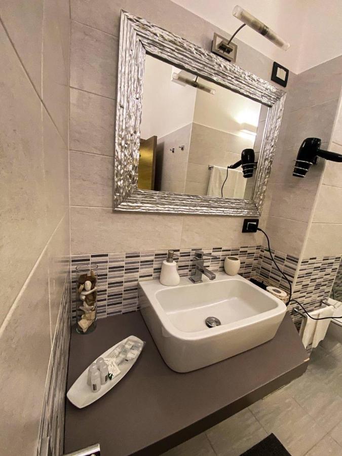 גיארדיני נאקסוס Naxos Apartments מראה חיצוני תמונה