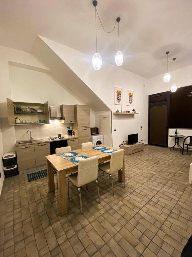 גיארדיני נאקסוס Naxos Apartments מראה חיצוני תמונה