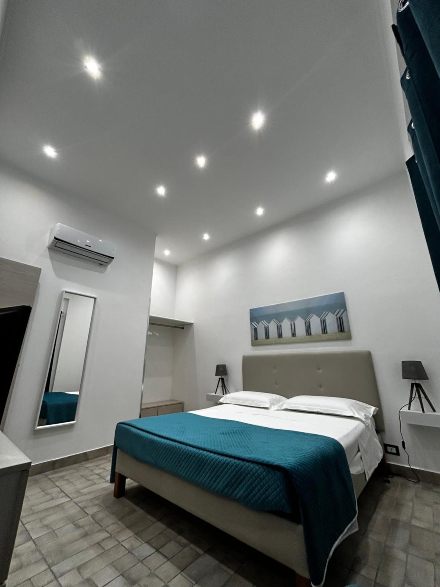 גיארדיני נאקסוס Naxos Apartments מראה חיצוני תמונה
