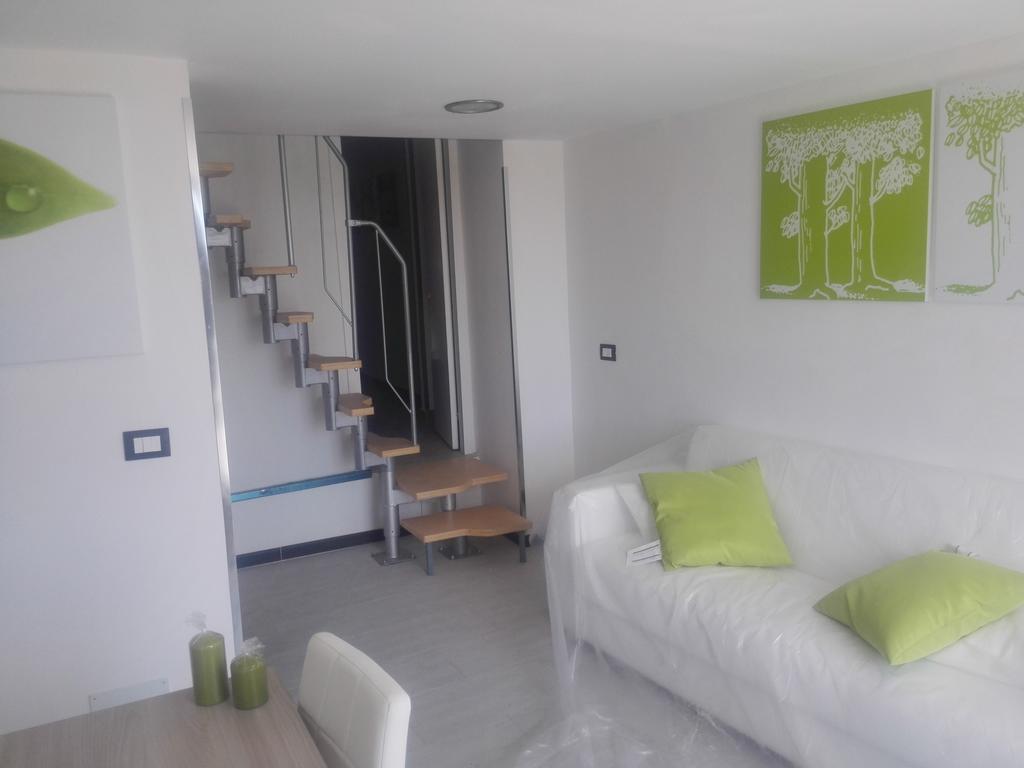 גיארדיני נאקסוס Naxos Apartments מראה חיצוני תמונה